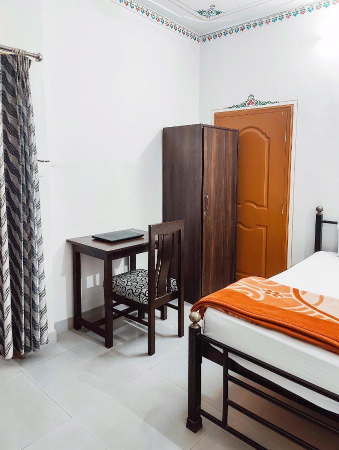Musafir Hostel Udaipur Exterior photo